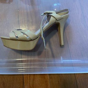 Vince Camuto Taleo Sandal Tan